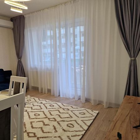 Studio&Garden! Roşu المظهر الخارجي الصورة