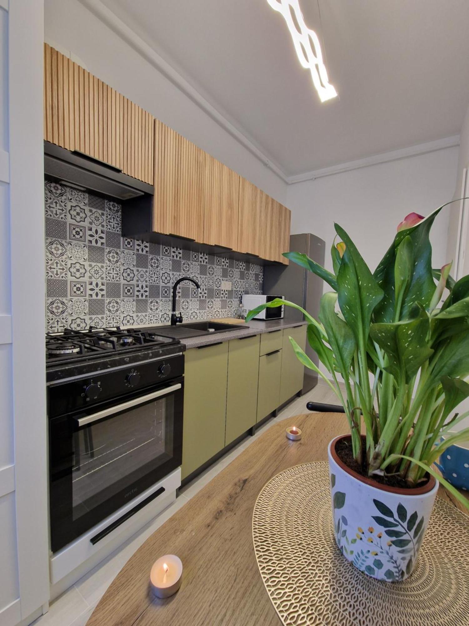 Studio&Garden! Roşu المظهر الخارجي الصورة