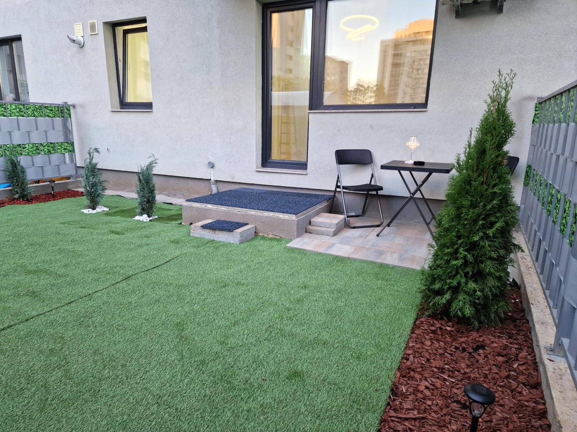 Studio&Garden! Roşu المظهر الخارجي الصورة
