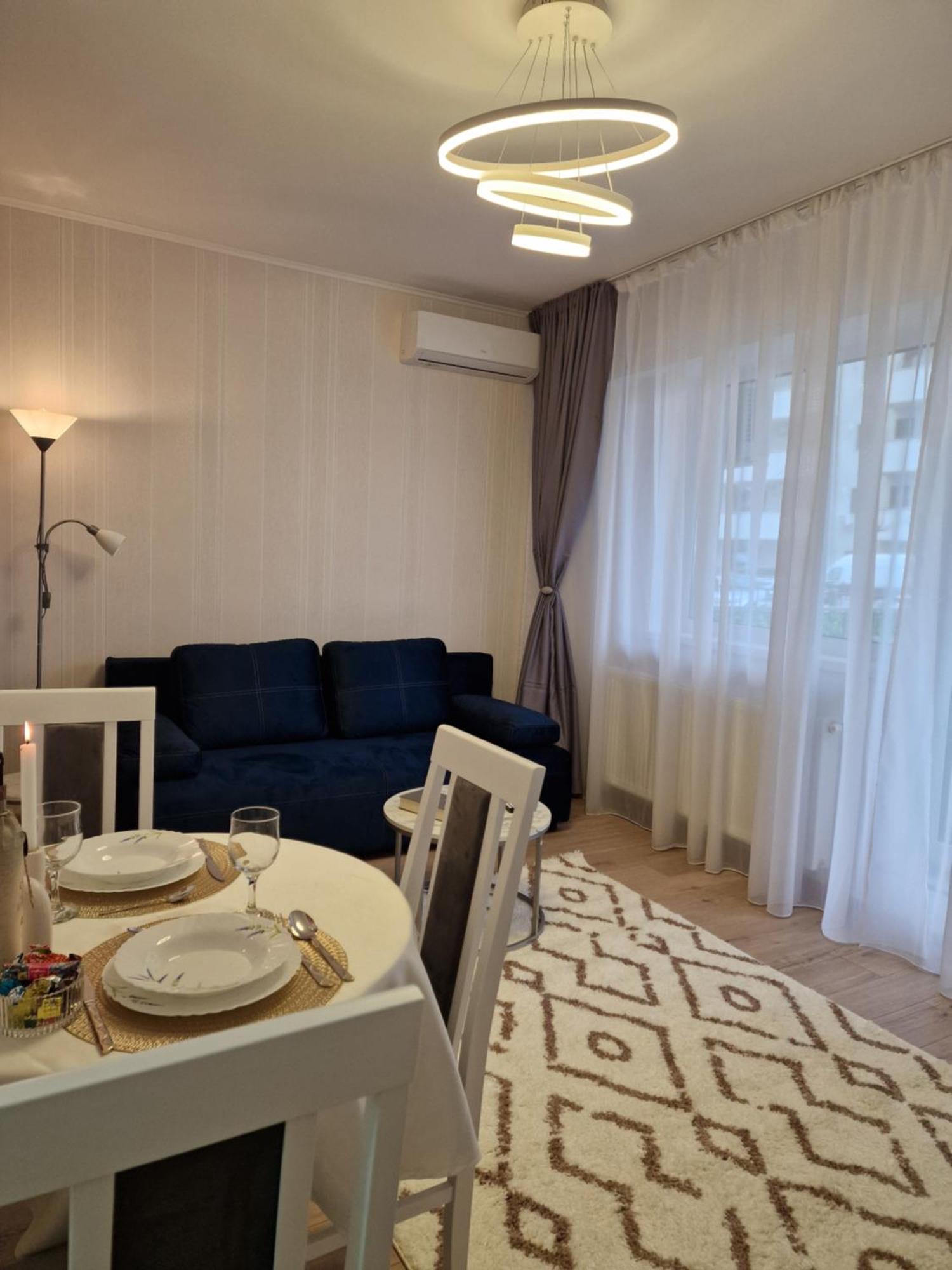 Studio&Garden! Roşu المظهر الخارجي الصورة