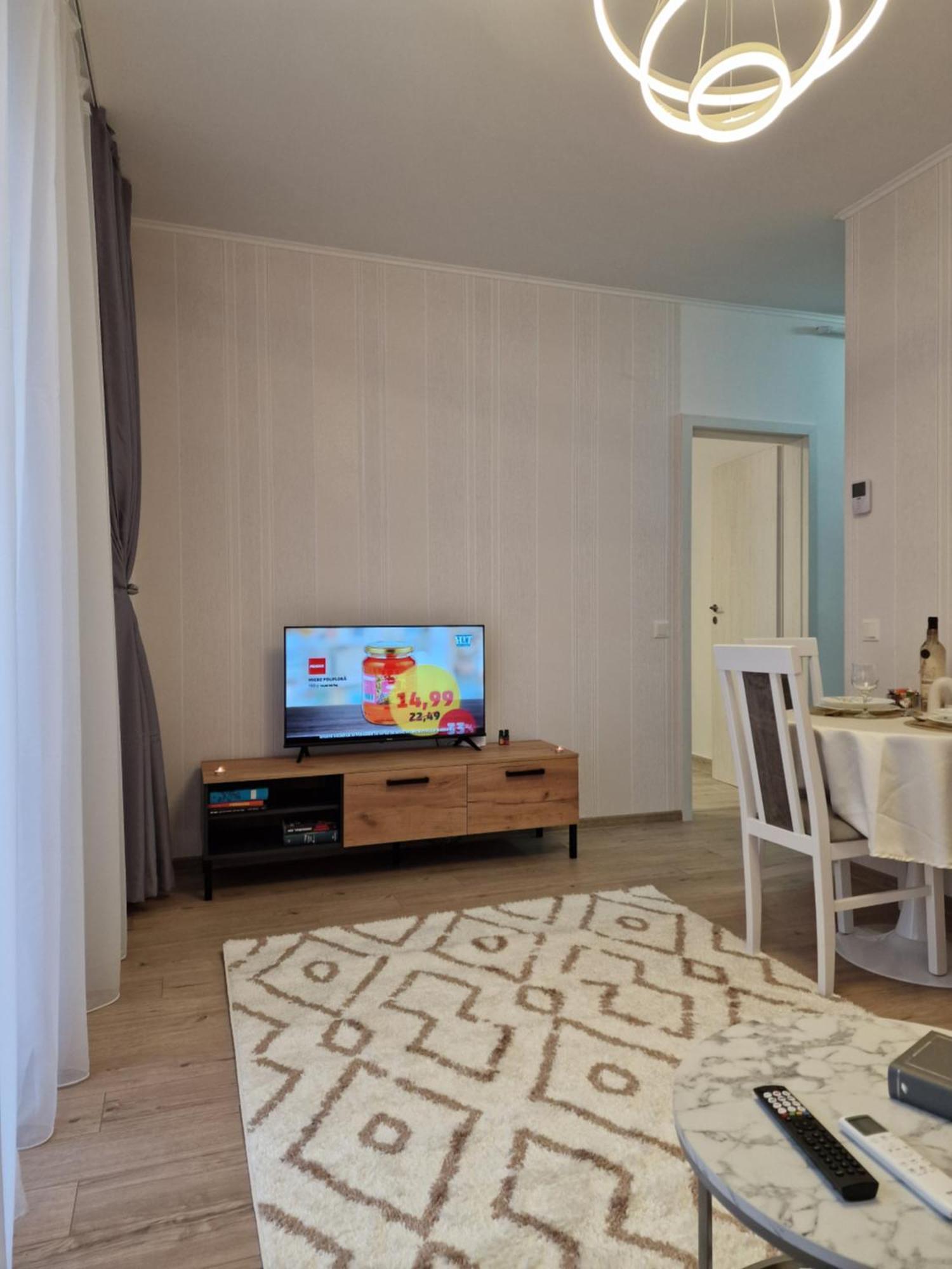 Studio&Garden! Roşu المظهر الخارجي الصورة